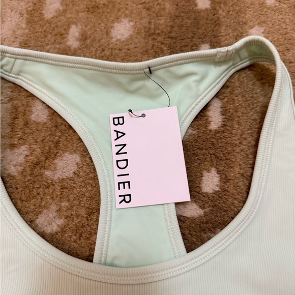 Bandier light green NWT Center Stage Rib Bra women’s size XL - Picture 5 of 7